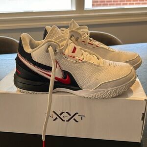 Men's Lebron NXXT Gen sneakers size 8.5 gently worn